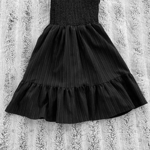 ASOS Black Casual Boho Style Halterneck Shirred Smock Mini Spring / Summer Dress - Picture 6 of 6